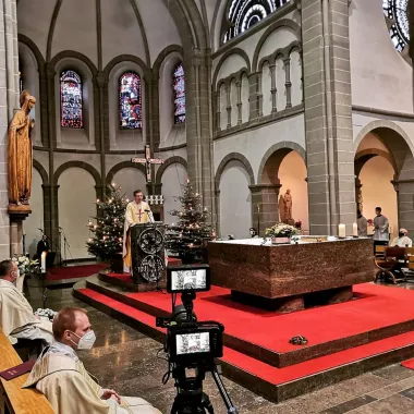 Predigt des Bischofs bei der Priesterweihe von P. Kulla