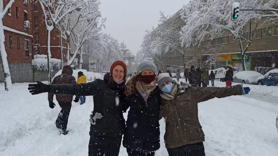 Wintereinbruch in Madrid freut auch die Oblatinnen
