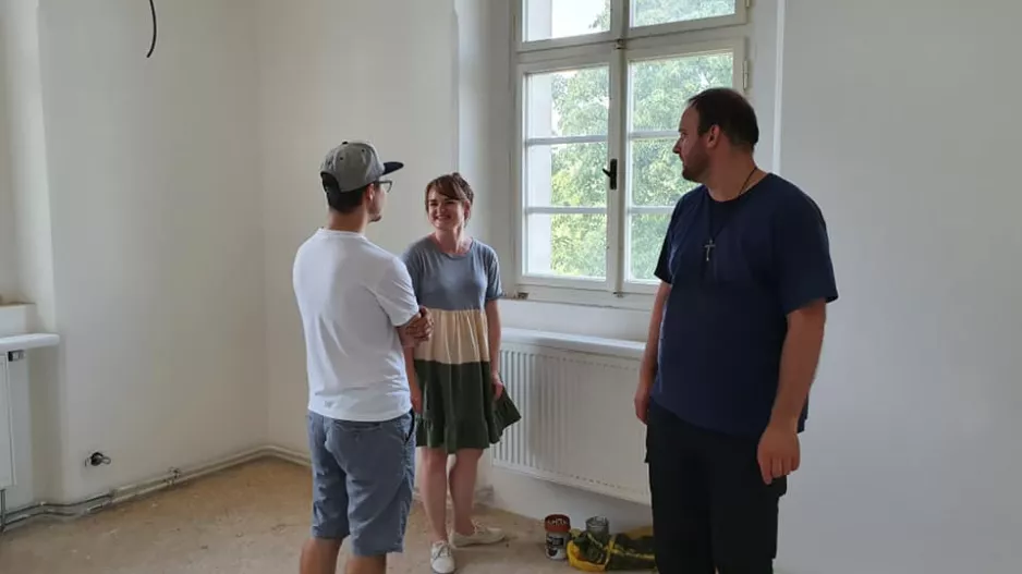 Dolní Bělá, Kommunität